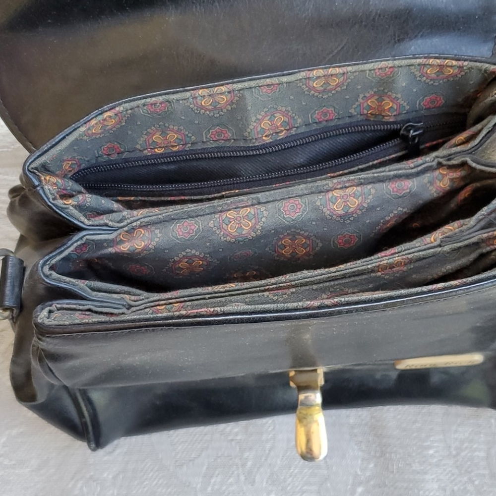 Purse - Picture 2 of 2